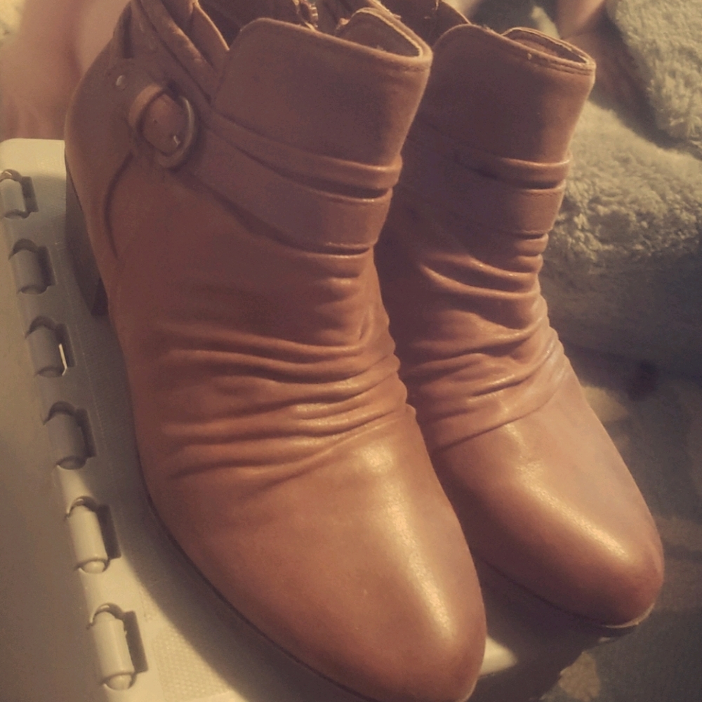 BareTraps Nobalee Ankle Boots